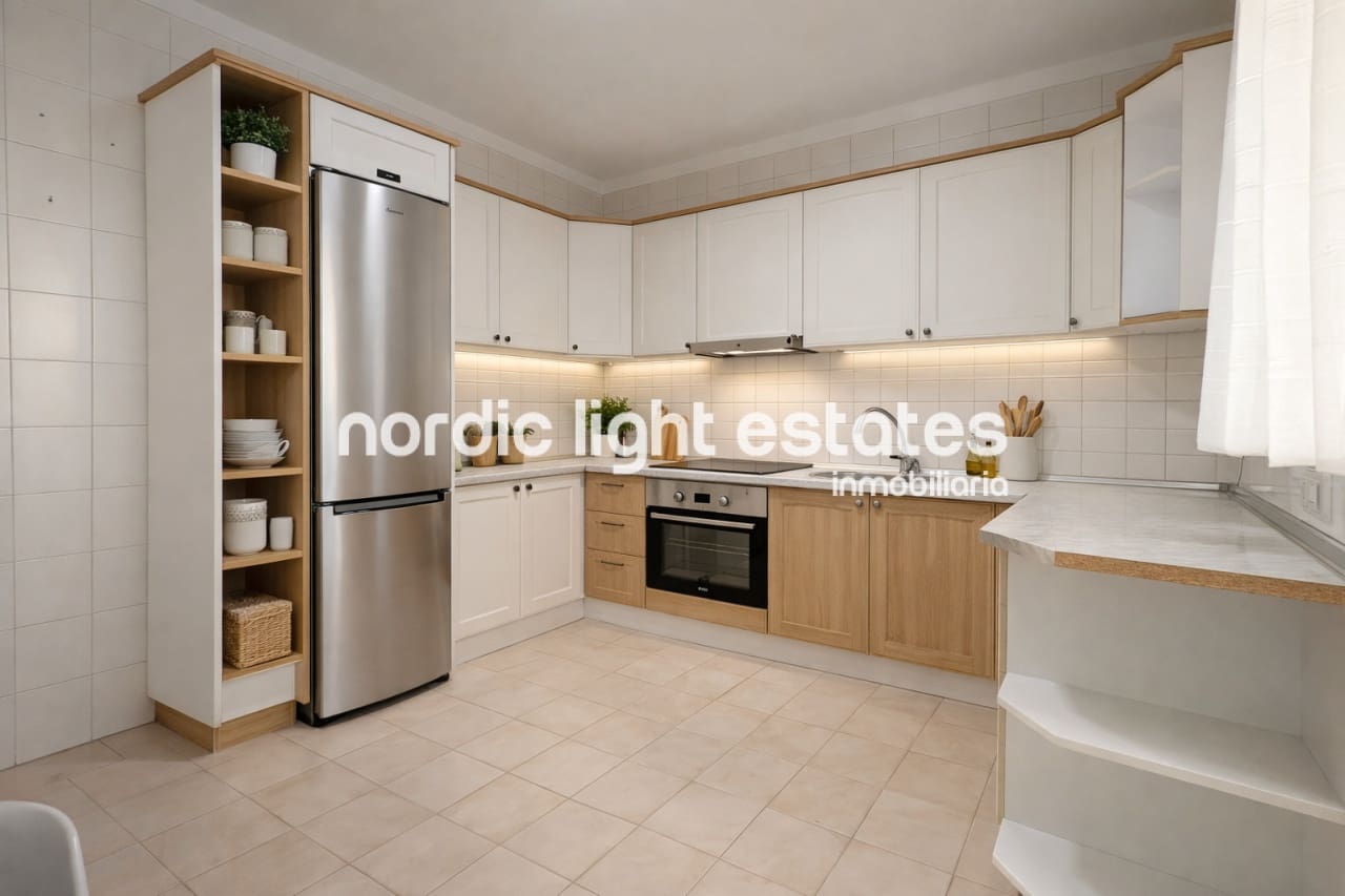 3 bedroom Apartment for sale in Nerja - € 349,000 (Ref: 9675916)