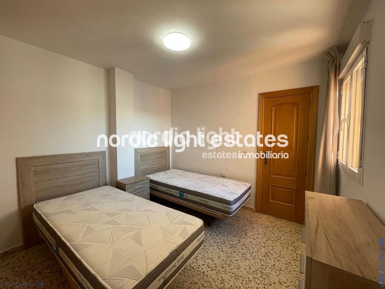 3 bedroom Apartment for sale in Torre del Mar with pool garage - € 330,000 (Ref: 9675917)