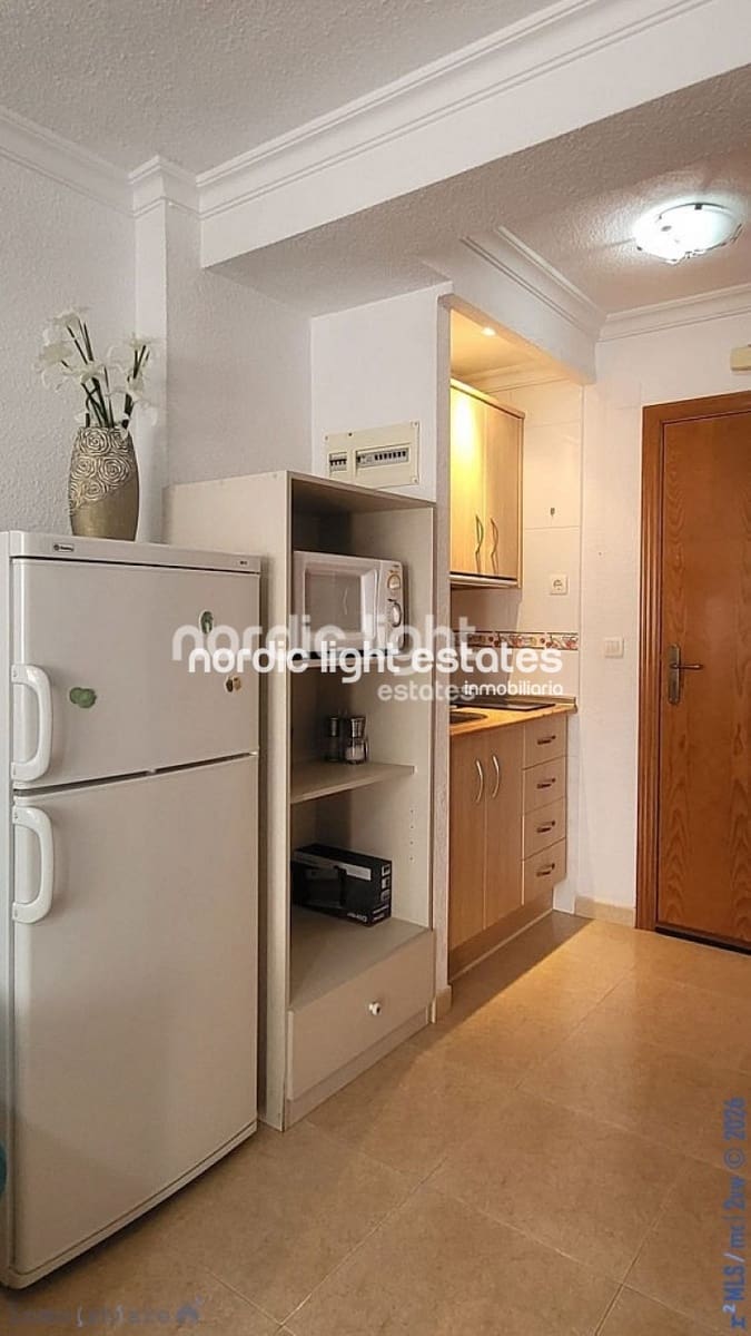 Studio for sale in Torre del Mar with pool - € 157,900 (Ref: 9676018)