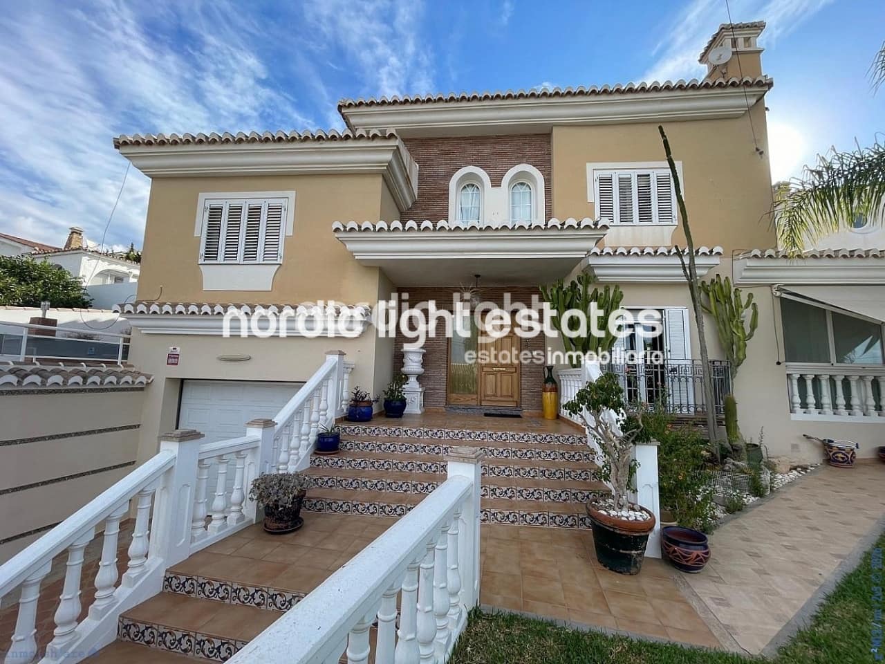 5 quarto Moradia para venda em Caleta de Velez com garagem - 995 000 € (Ref: 9679067)