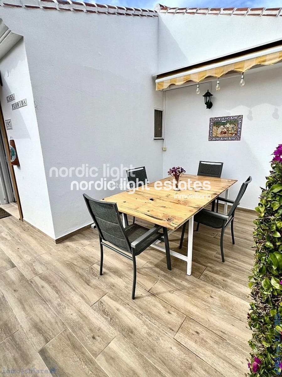 Chalet de 4 habitaciones en Caleta de Vélez en venta con piscina garaje - 669.000 € (Ref: 9679068)