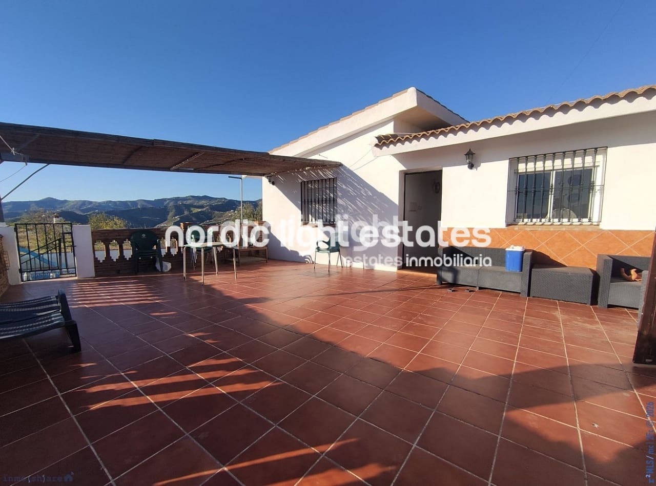 5 bedroom Finca/Country House for sale in El Borge with pool garage - € 340,000 (Ref: 9693996)
