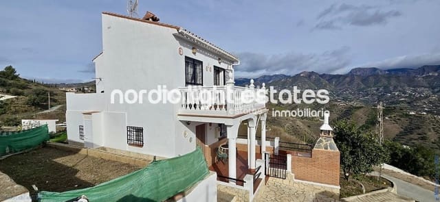 4 slaapkamer Finca/Landhuis te koop in Torrox - € 262.000 (Ref: 9696804)