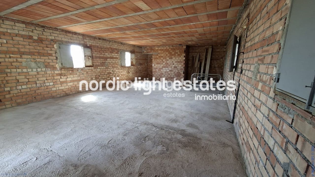 5 bedroom Finca/Country House for sale in Velez-Malaga with garage - € 650,000 (Ref: 9696805)