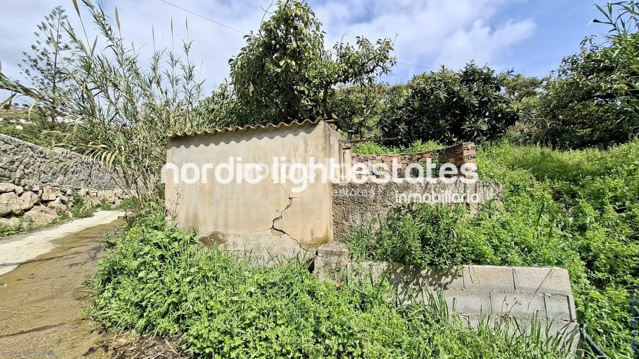 5 bedroom Finca/Country House for sale in Velez-Malaga with garage - € 650,000 (Ref: 9696805)