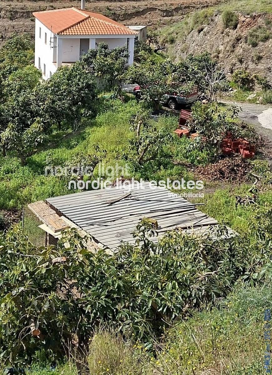 5 bedroom Finca/Country House for sale in Velez-Malaga with garage - € 650,000 (Ref: 9696805)