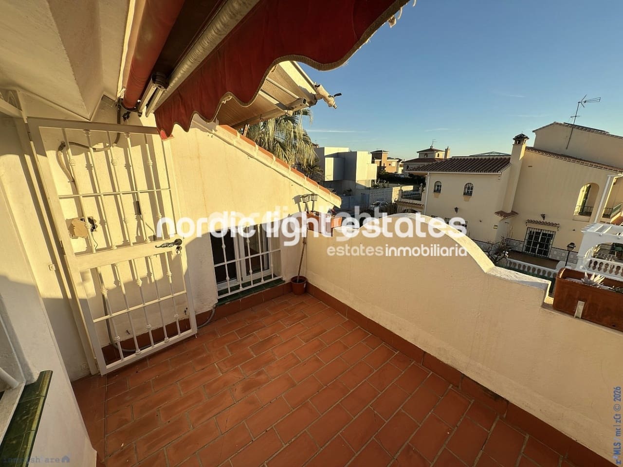 4 chambre Villa/Maison Semi-Mitoyenne à vendre à Torre del Mar avec garage - 415 000 € (Ref: 9714023)