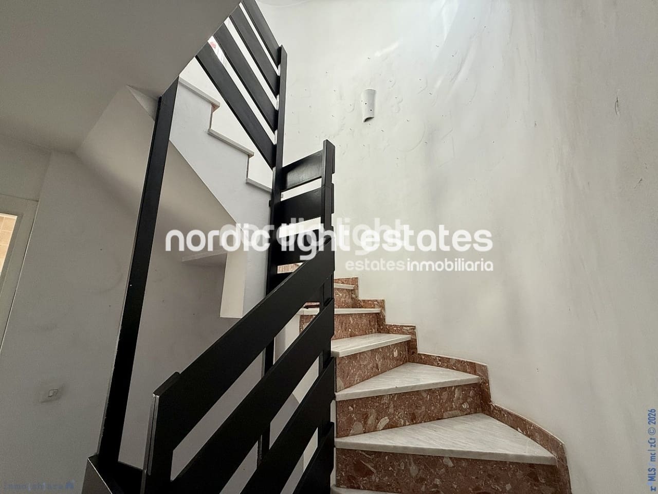 4 chambre Villa/Maison Semi-Mitoyenne à vendre à Torre del Mar avec garage - 415 000 € (Ref: 9714023)