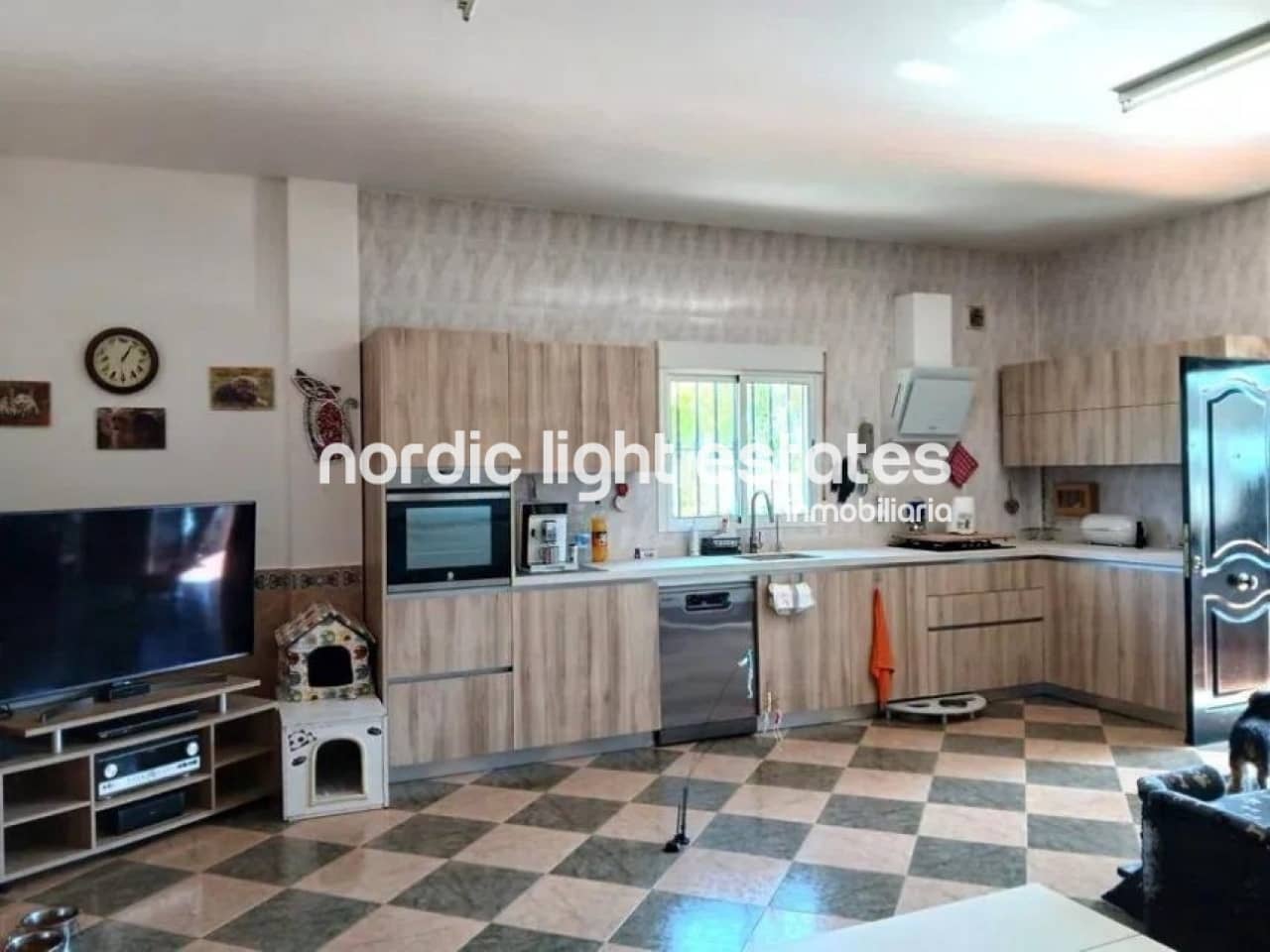 5 soverom Villa til salgs i Almayate med svømmebasseng garasje - € 799 000 (Ref: 9720357)