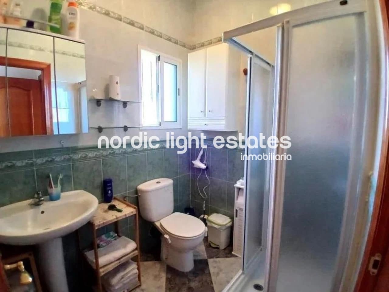 5 soverom Villa til salgs i Almayate med svømmebasseng garasje - € 799 000 (Ref: 9720357)