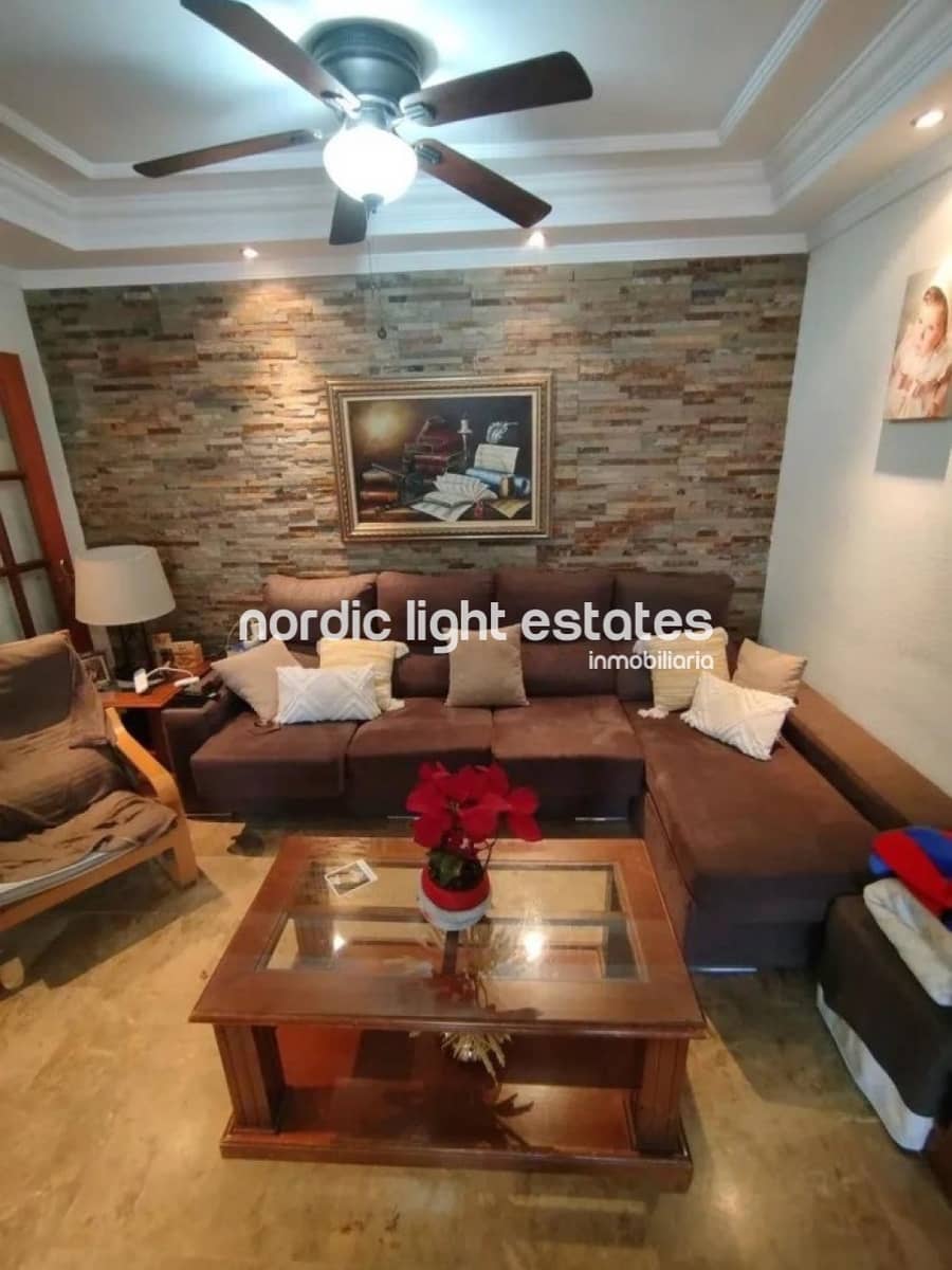 4 Zimmer Wohnung zu verkaufen in Malaga Stadt mit Pool Garage - 425.000 € (Ref: 9720517)