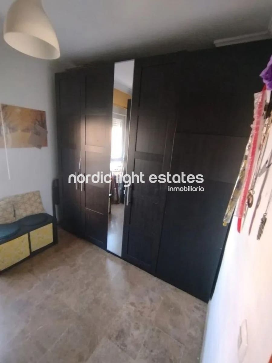 4 Zimmer Wohnung zu verkaufen in Malaga Stadt mit Pool Garage - 425.000 € (Ref: 9720517)