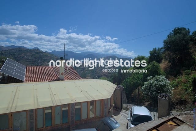 3 soverom Finca/Herregård til salgs i Sayalonga med svømmebasseng garasje - € 390 000 (Ref: 9730865)