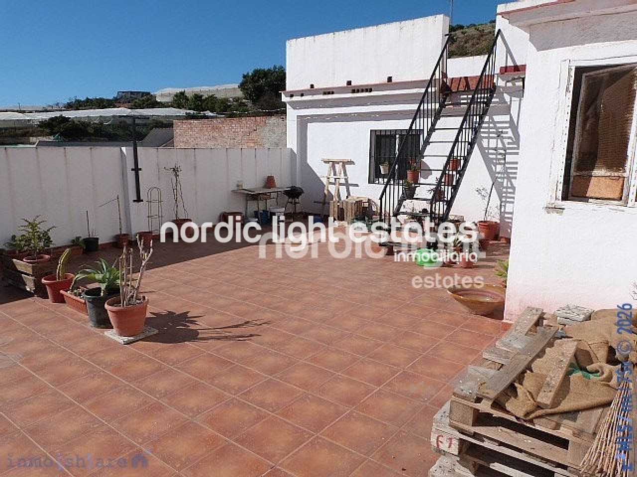 Casa de 4 habitaciones en Algarrobo en venta con garaje - 250.000 € (Ref: 9733656)