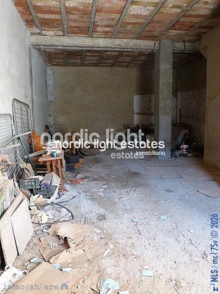 Casa de 4 habitaciones en Algarrobo en venta con garaje - 250.000 € (Ref: 9733656)