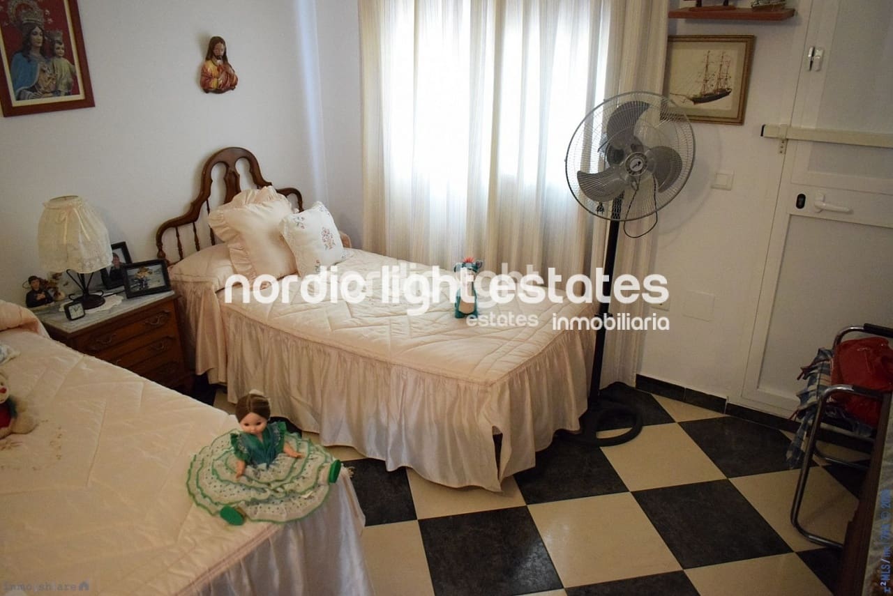 Finca/Casa Rural de 5 habitaciones en Viñuela en venta con piscina garaje - 380.000 € (Ref: 9733657)