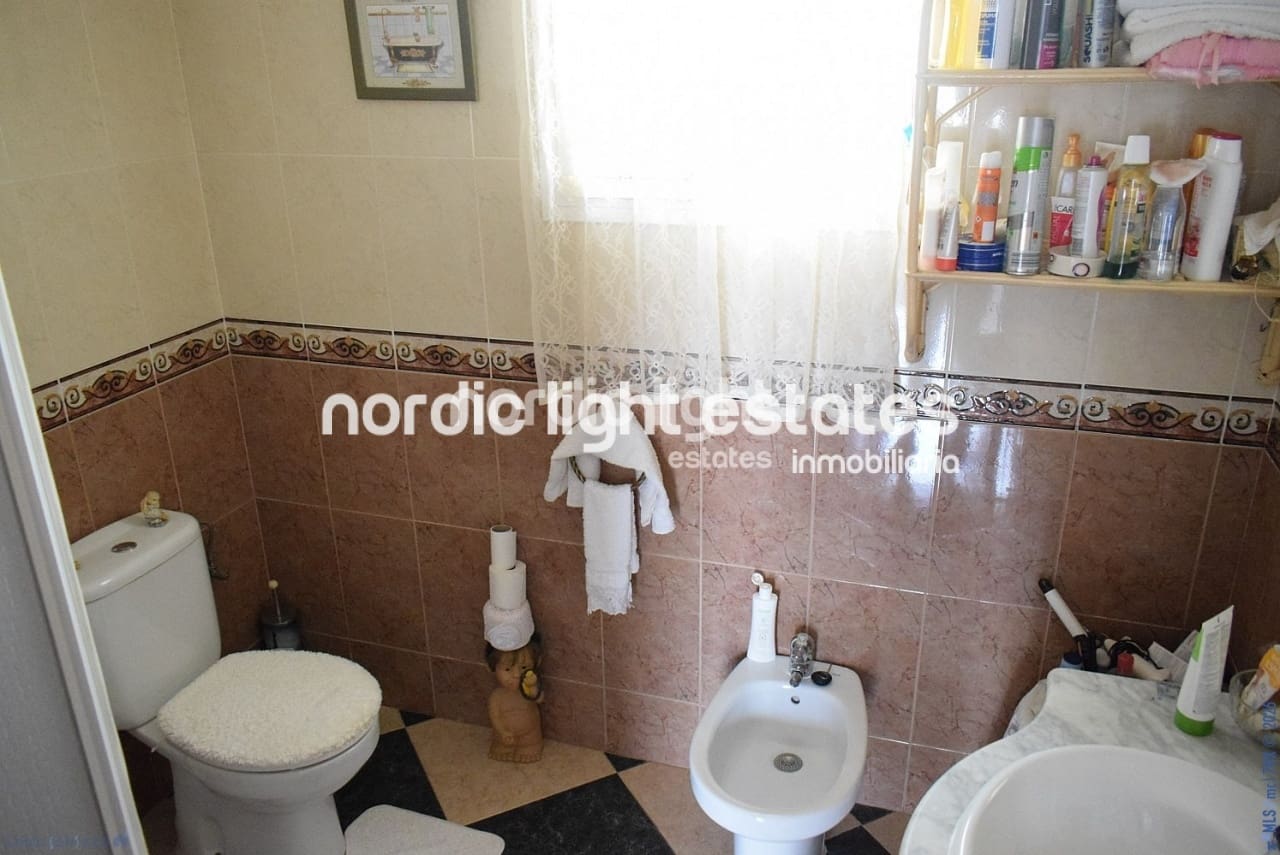 Finca/Casa Rural de 5 habitaciones en Viñuela en venta con piscina garaje - 380.000 € (Ref: 9733657)