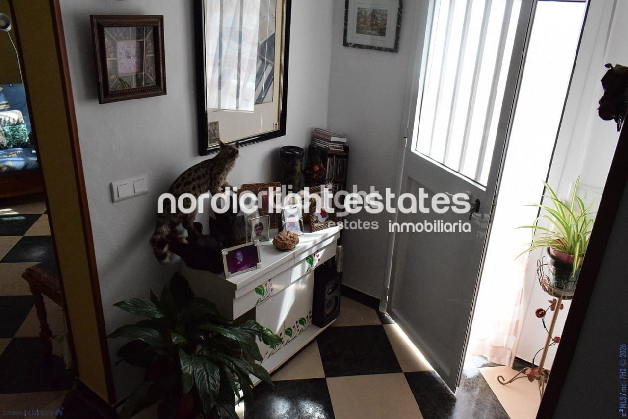 Finca/Casa Rural de 5 habitaciones en Viñuela en venta con piscina garaje - 380.000 € (Ref: 9733657)