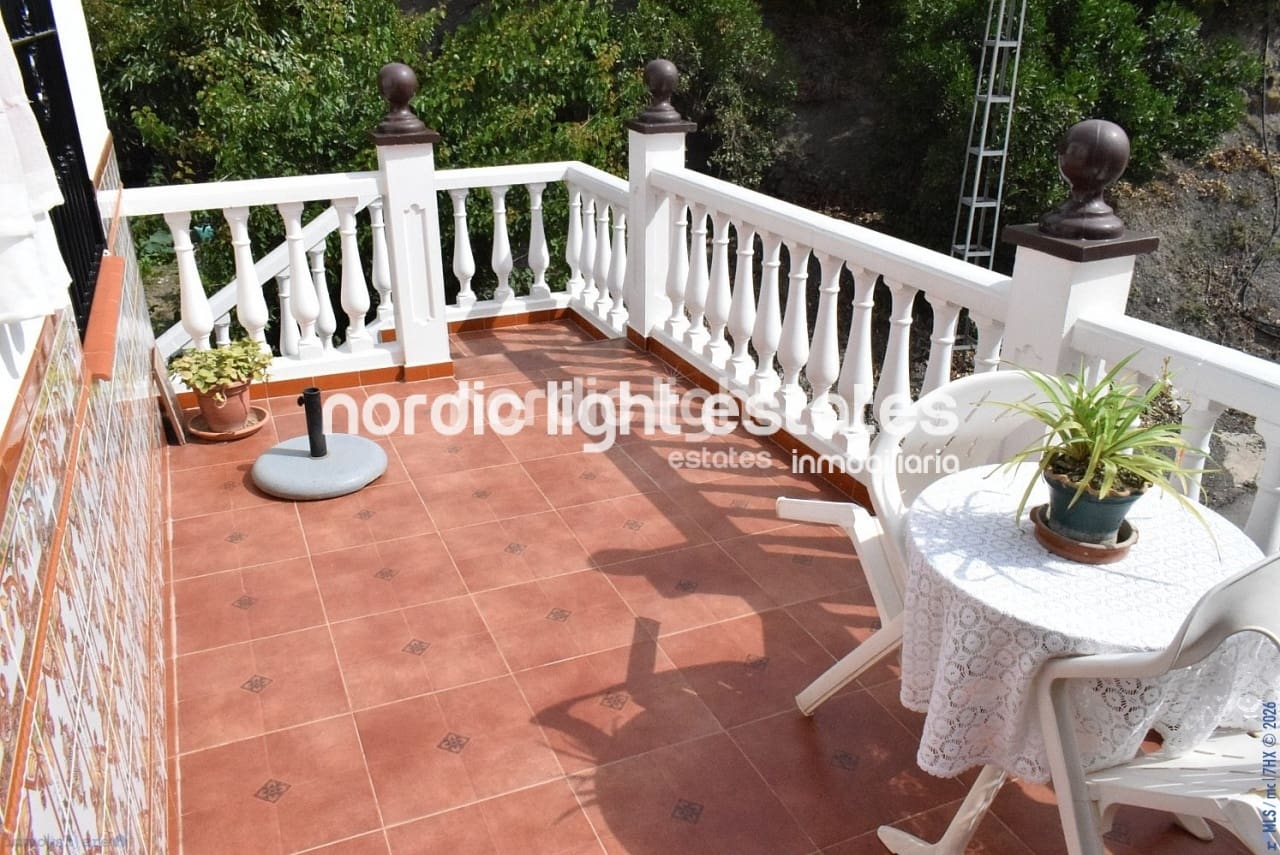 Finca/Casa Rural de 5 habitaciones en Viñuela en venta con piscina garaje - 380.000 € (Ref: 9733657)