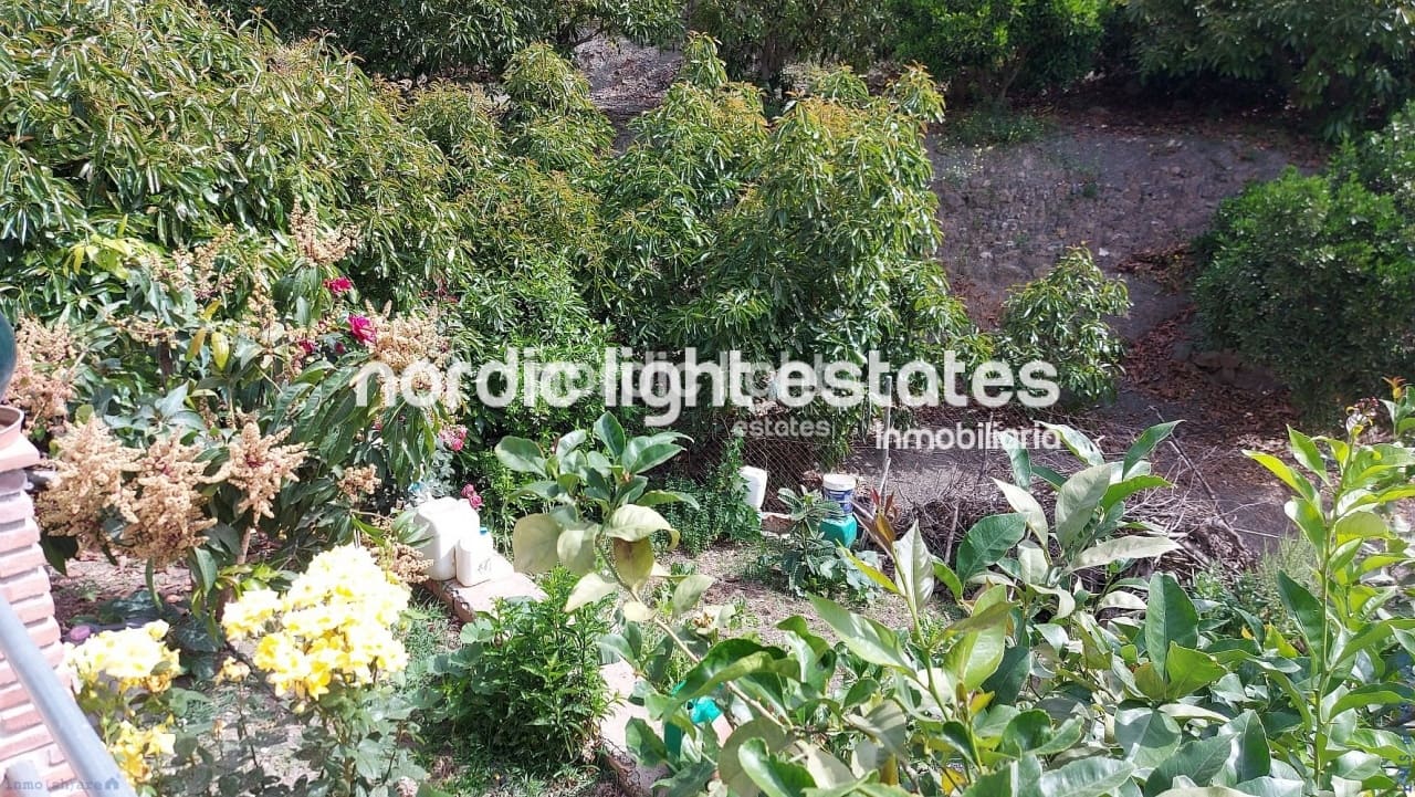 Finca/Casa Rural de 5 habitaciones en Viñuela en venta con piscina garaje - 380.000 € (Ref: 9733657)