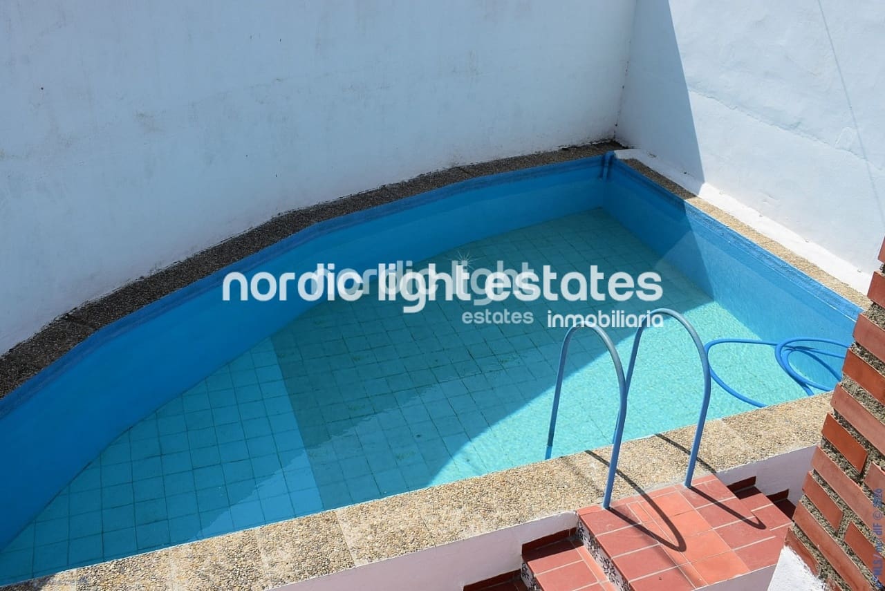 4 bedroom Terraced Villa for sale in Triana with pool - € 199,000 (Ref: 9733816)