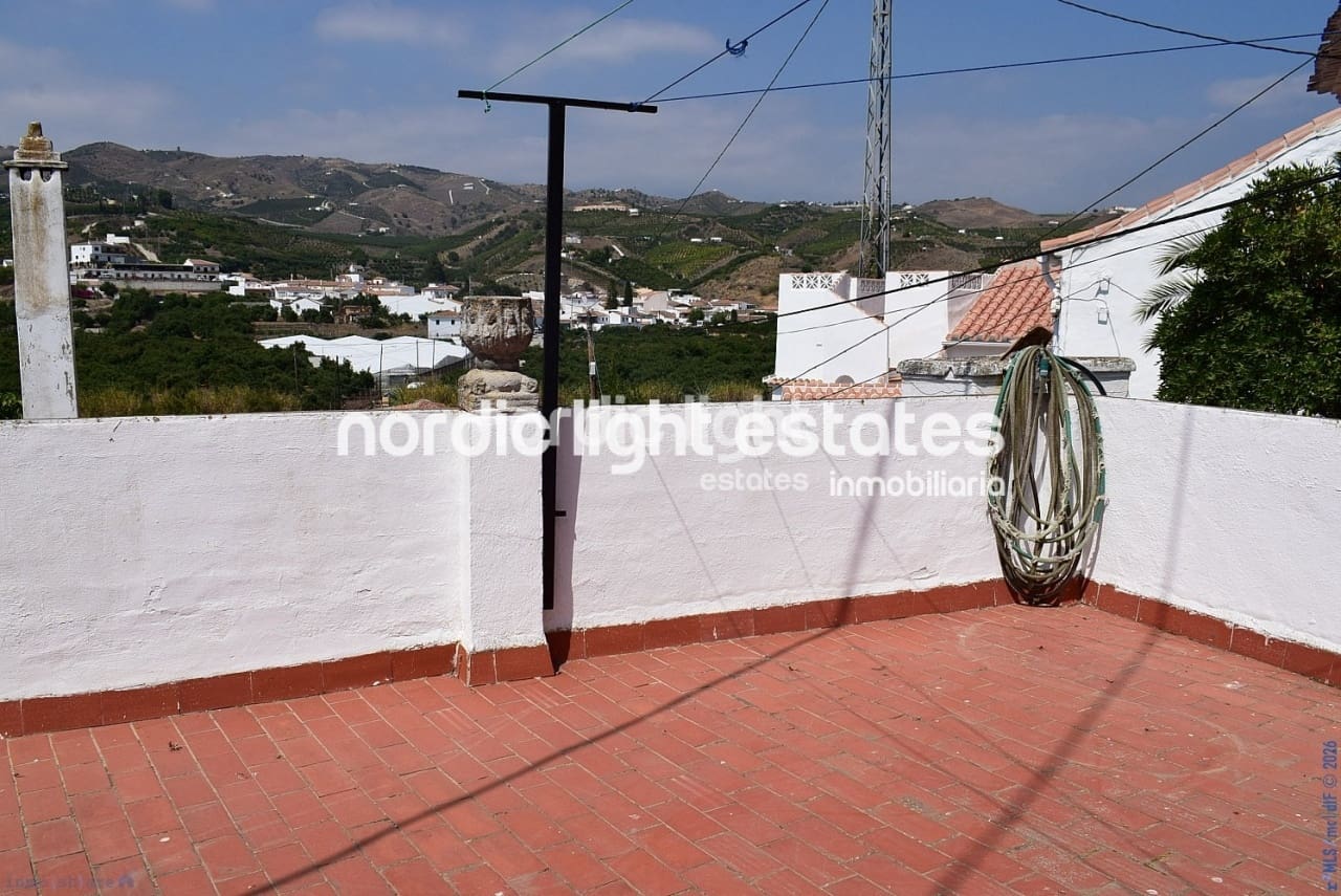 4 bedroom Terraced Villa for sale in Triana with pool - € 199,000 (Ref: 9733816)