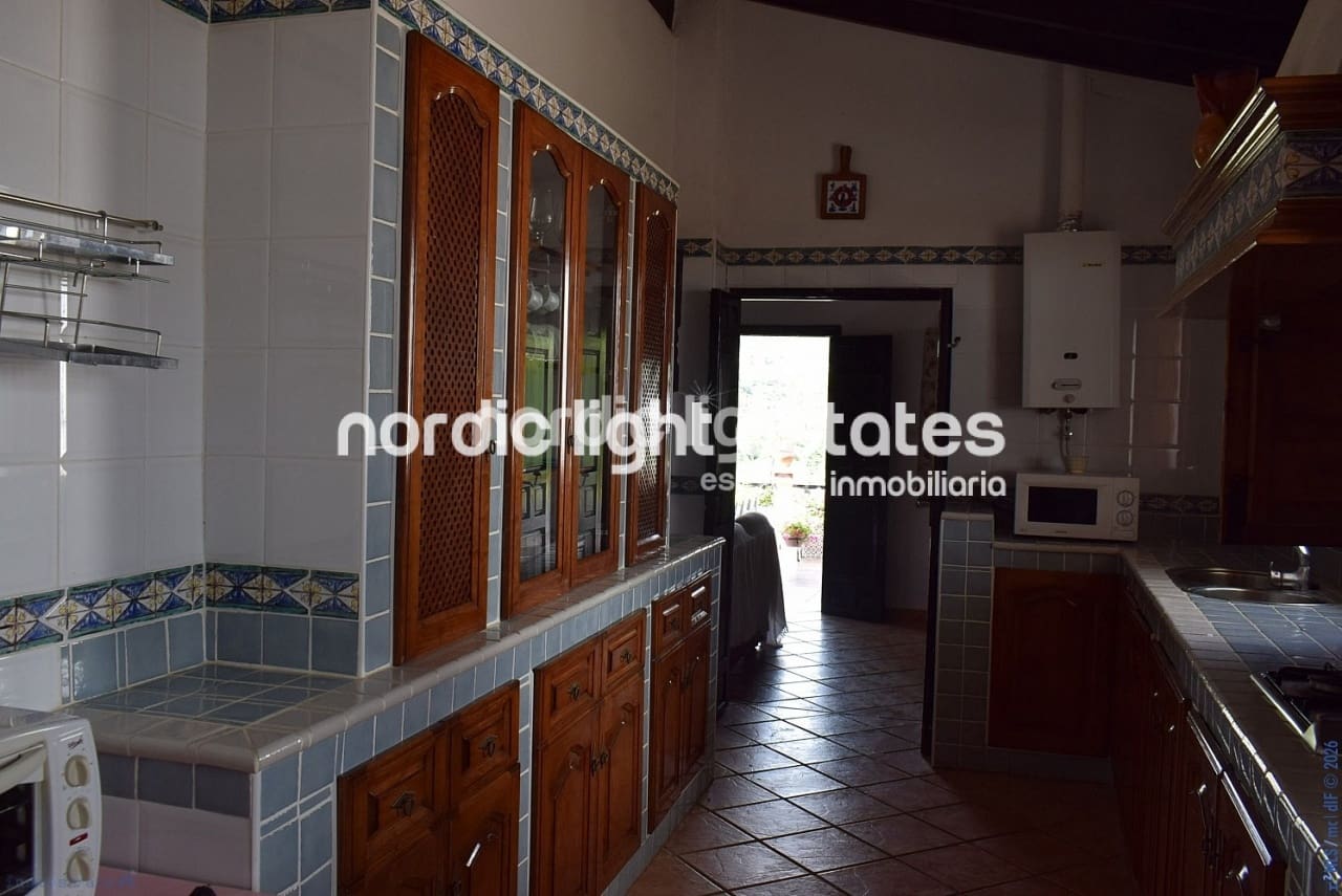 4 bedroom Terraced Villa for sale in Triana with pool - € 199,000 (Ref: 9733816)