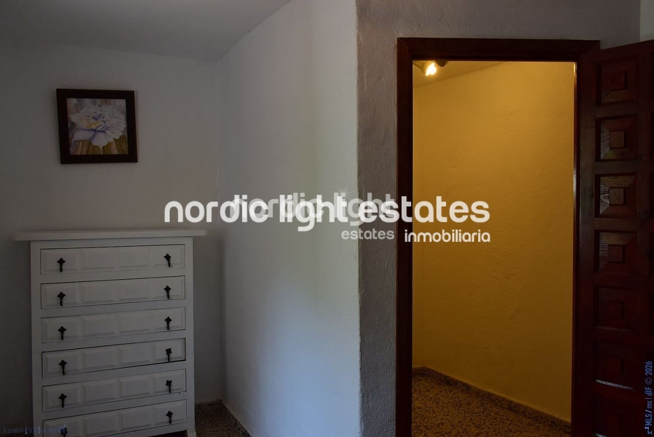 4 bedroom Terraced Villa for sale in Triana with pool - € 199,000 (Ref: 9733816)