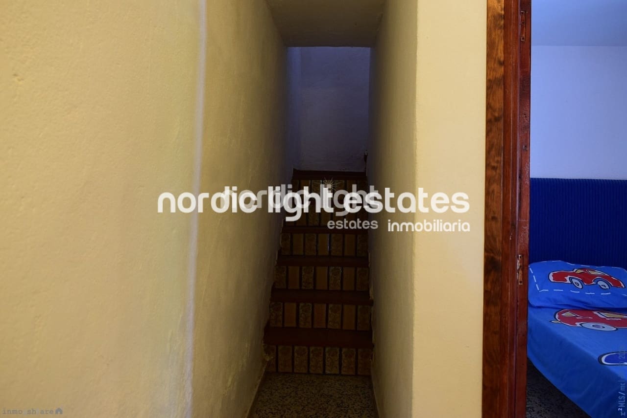 4 bedroom Terraced Villa for sale in Triana with pool - € 199,000 (Ref: 9733816)