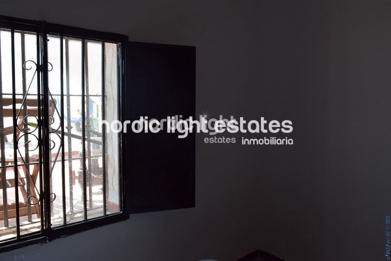 4 bedroom Terraced Villa for sale in Triana with pool - € 199,000 (Ref: 9733816)