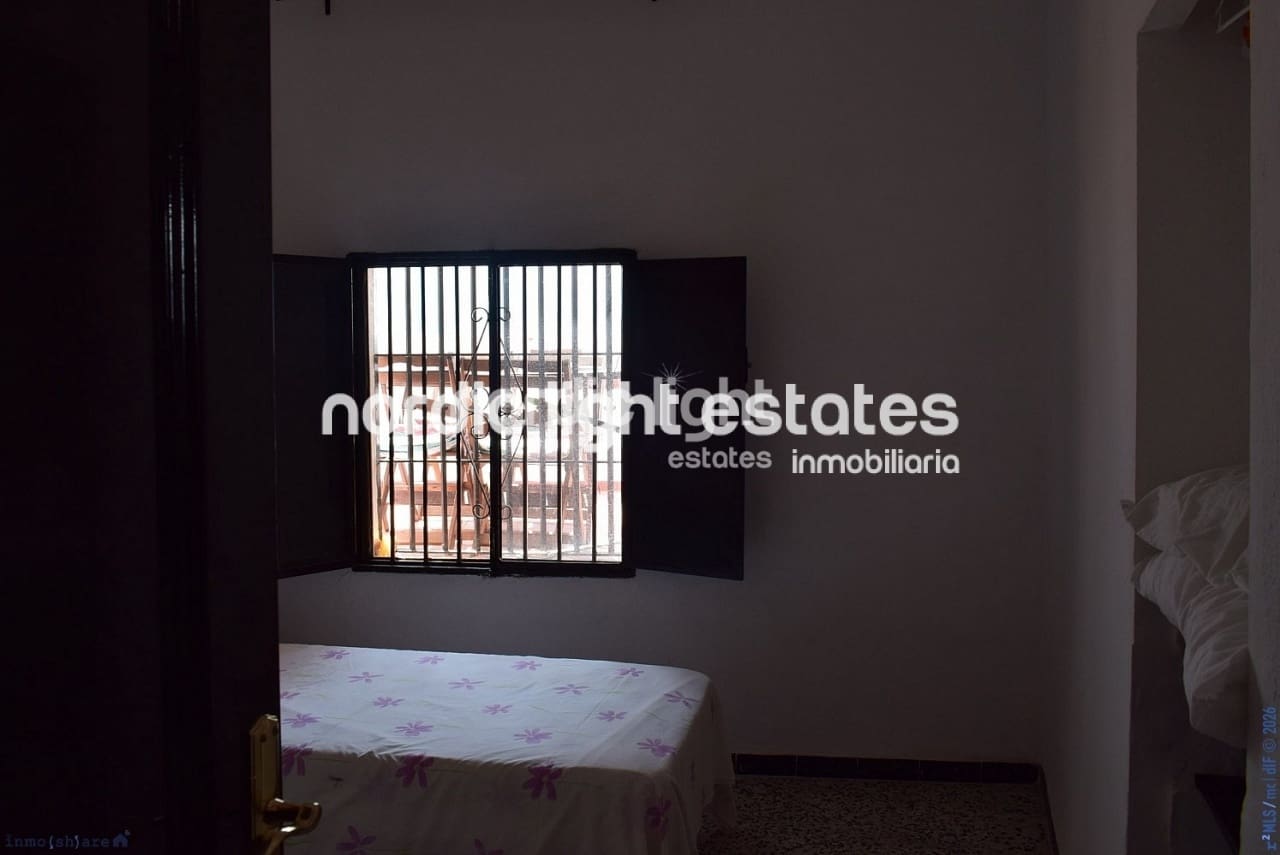 4 bedroom Terraced Villa for sale in Triana with pool - € 199,000 (Ref: 9733816)