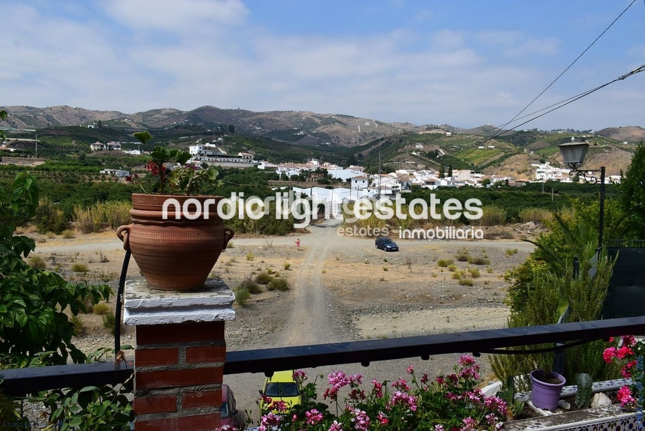 4 bedroom Terraced Villa for sale in Triana with pool - € 199,000 (Ref: 9733816)