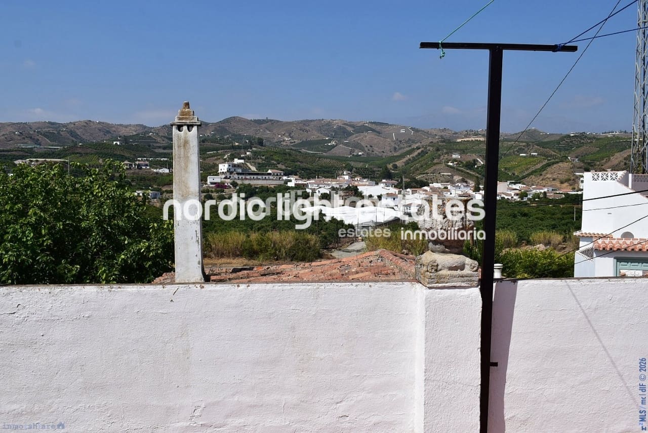 4 bedroom Terraced Villa for sale in Triana with pool - € 199,000 (Ref: 9733816)