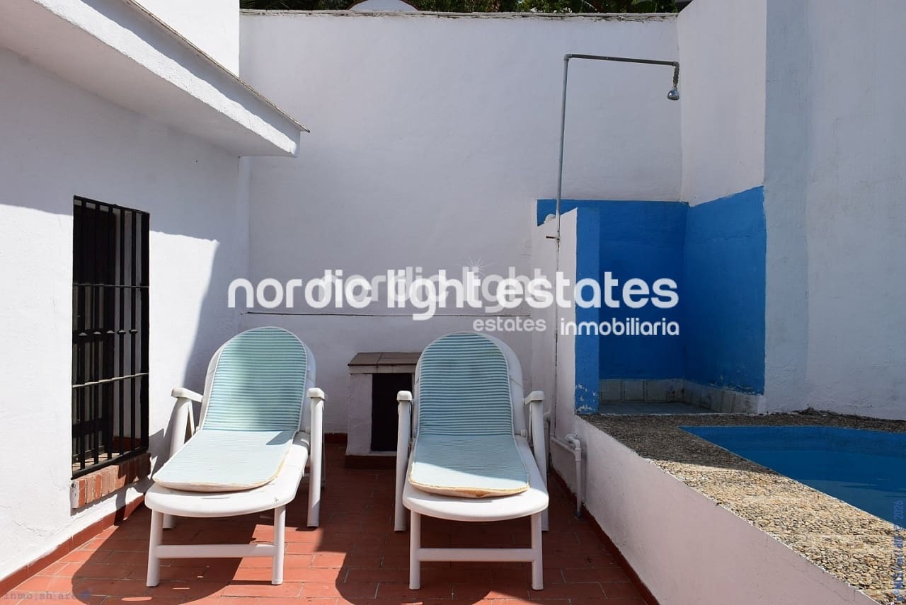 4 bedroom Terraced Villa for sale in Triana with pool - € 199,000 (Ref: 9733816)
