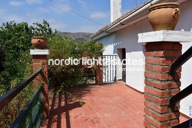 4 bedroom Terraced Villa for sale in Triana, Vélez-Málaga with pool - € 199,000 (Ref: 9733816)