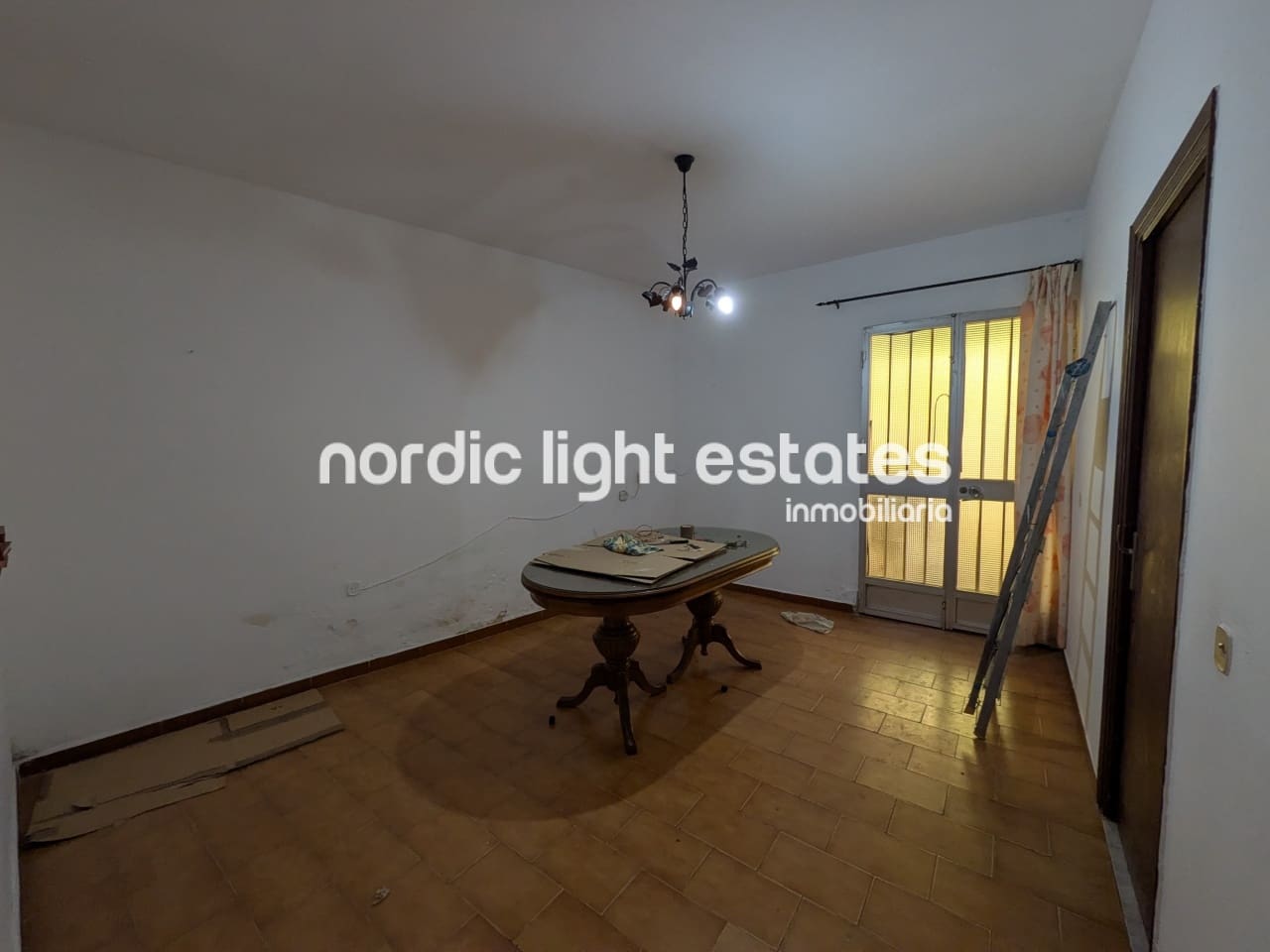 Casa de 3 habitaciones en Nerja en venta - 420.000 € (Ref: 9736022)