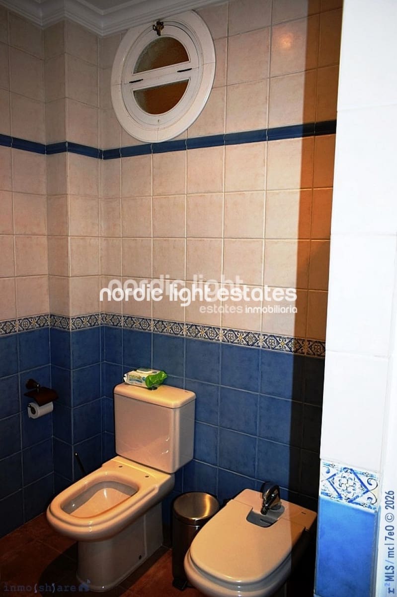 4 sypialnia Dom blizniak na sprzedaż w Velez-Malaga z basenem garażem - 1 200 000 € (Ref: 9736023)