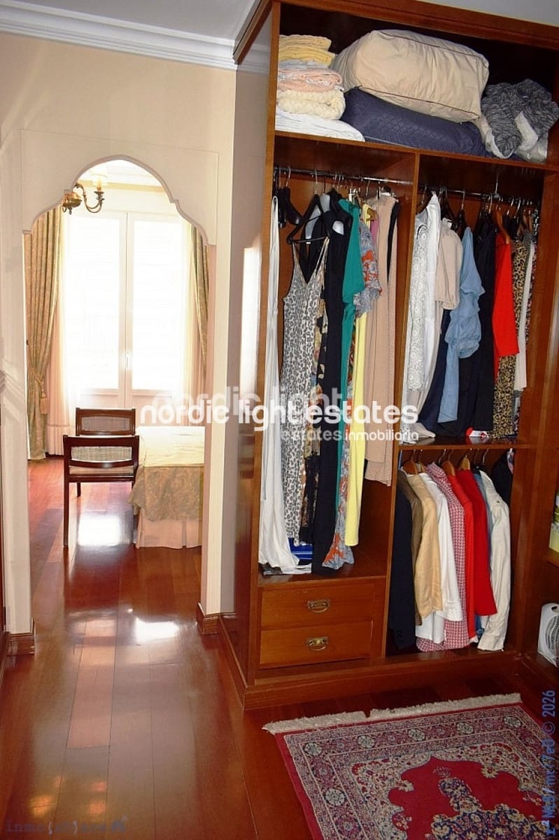 4 sypialnia Dom blizniak na sprzedaż w Velez-Malaga z basenem garażem - 1 200 000 € (Ref: 9736023)