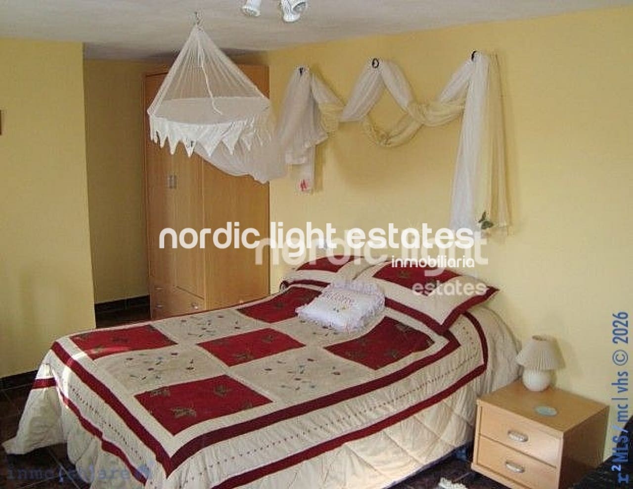 7 slaapkamer Finca/Landhuis te koop in Velez-Malaga - € 195.000 (Ref: 9737036)