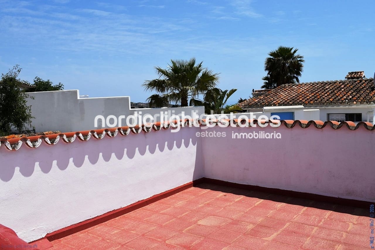 2 slaapkamer Finca/Landhuis te koop in Velez-Malaga - € 189.000 (Ref: 9737037)