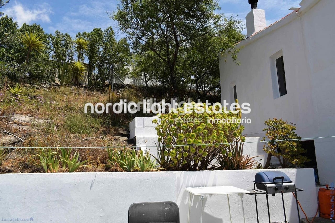 2 slaapkamer Finca/Landhuis te koop in Velez-Malaga - € 189.000 (Ref: 9737037)