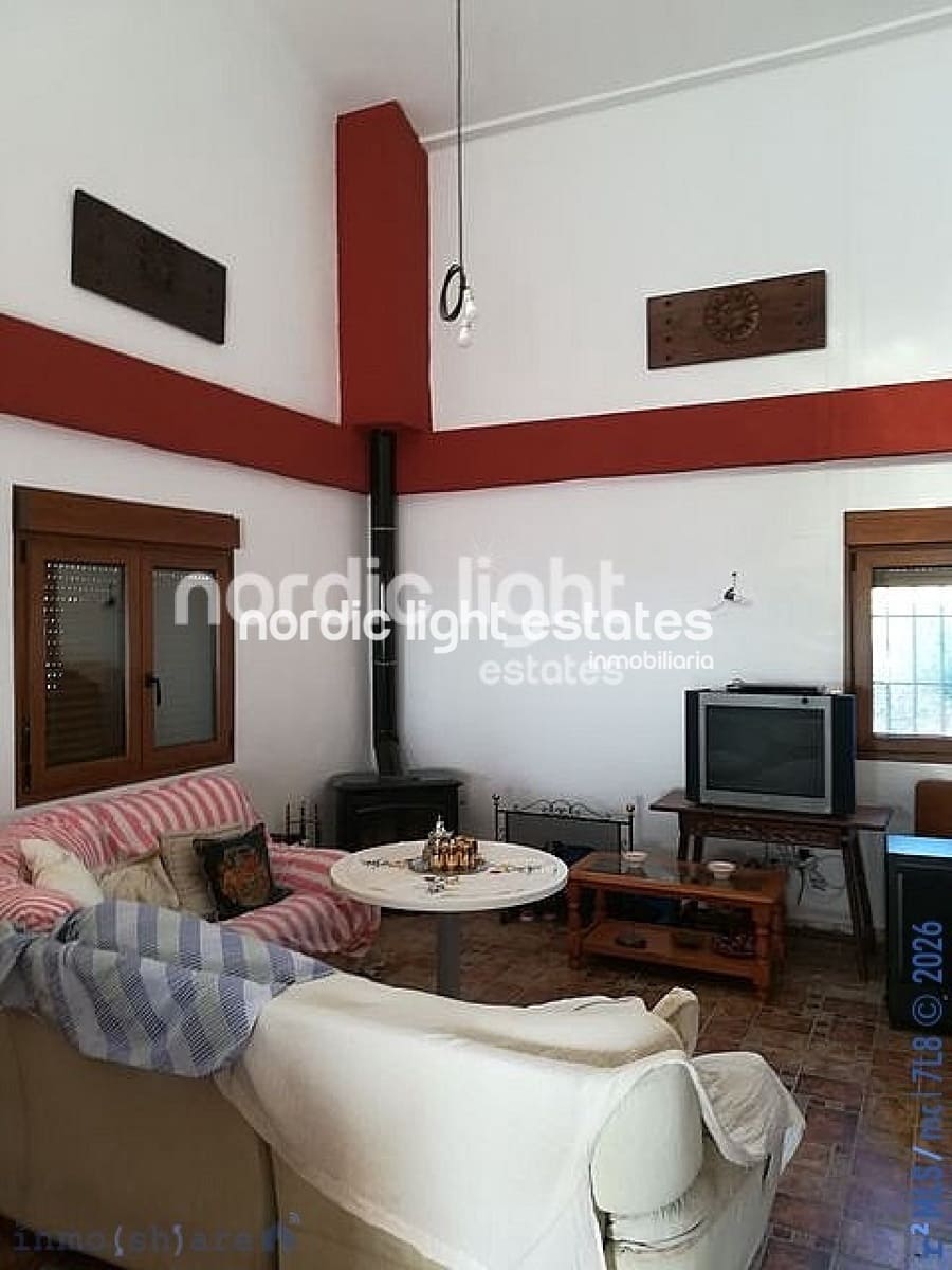 2 bedroom Finca/Country House for sale in Alcaucin - € 260,000 (Ref: 9737038)