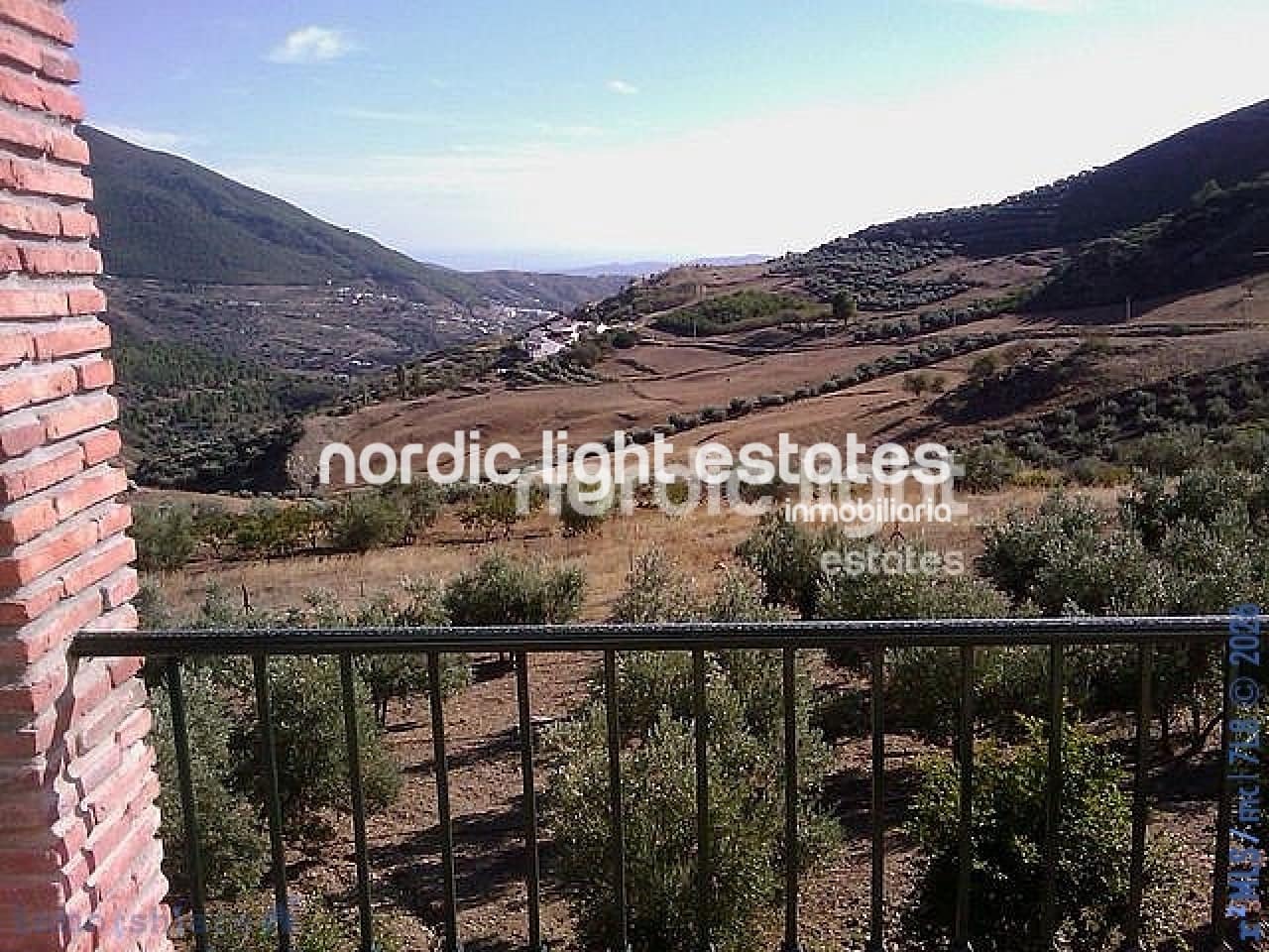 2 bedroom Finca/Country House for sale in Alcaucin - € 260,000 (Ref: 9737038)