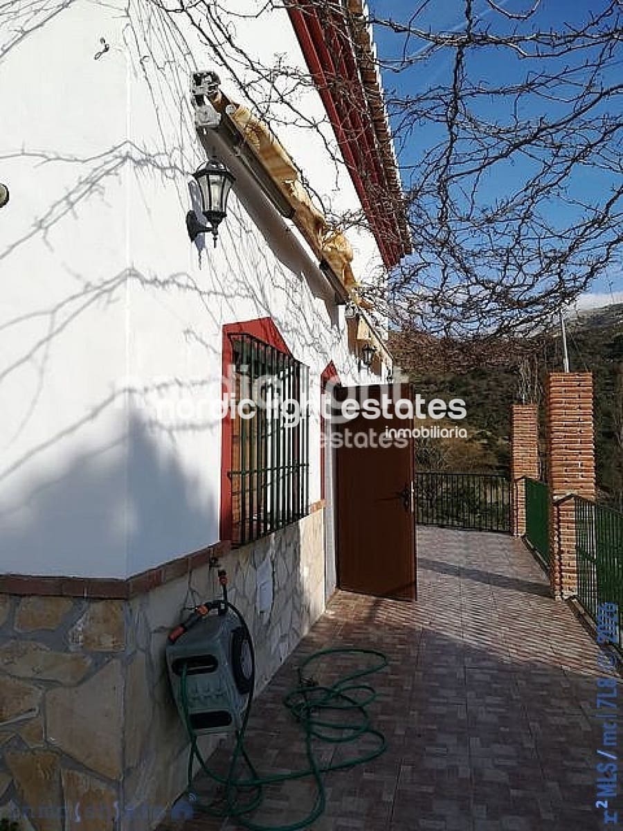 2 bedroom Finca/Country House for sale in Alcaucin - € 260,000 (Ref: 9737038)