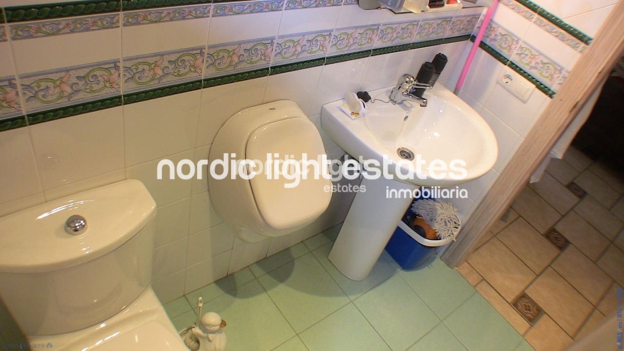 8 bedroom Villa for sale in Torrox-Costa with pool garage - € 1,000,000 (Ref: 9737167)