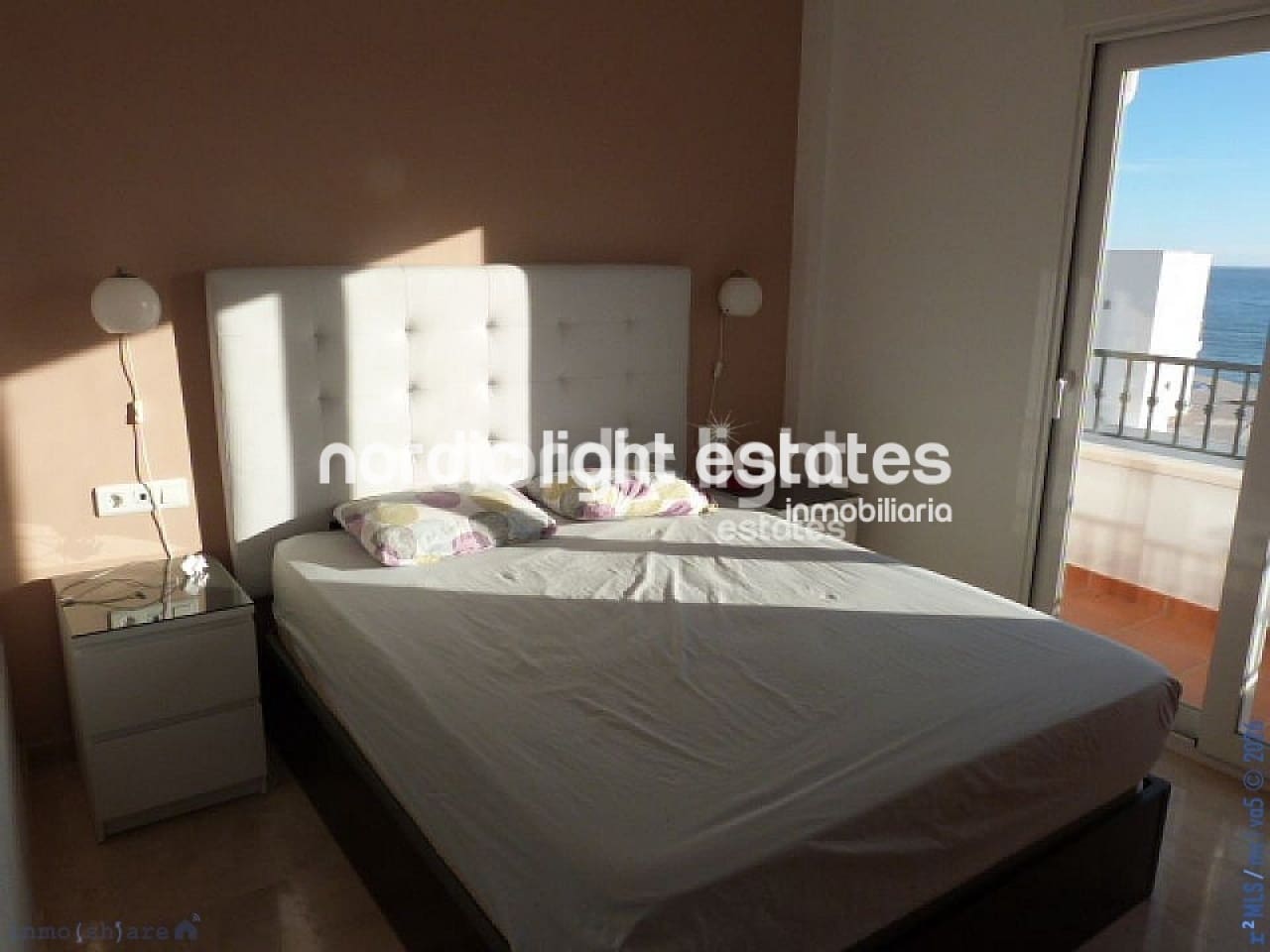 4 soveværelse Villa til salg i Torrox-Costa med swimmingpool garage - € 575.000 (Ref: 9747300)