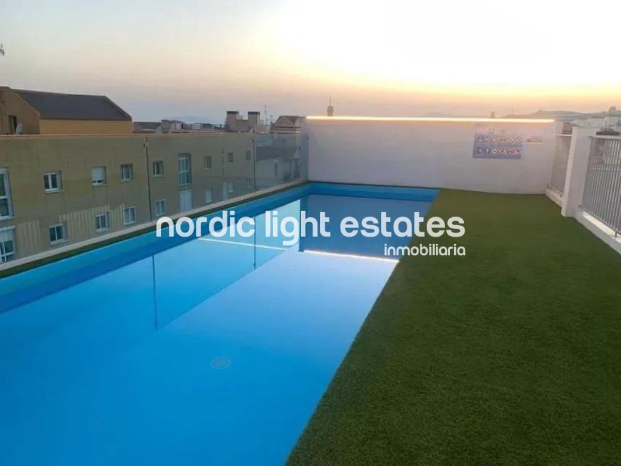 2 soverom Leilighet til salgs i Torrox-Costa med svømmebasseng - € 230 000 (Ref: 9753713)