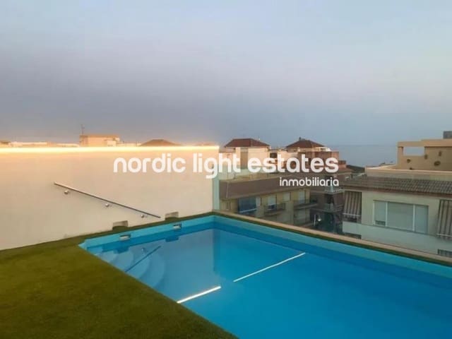 2 soverom Leilighet til salgs i Torrox-Costa, Torrox med svømmebasseng - € 230 000 (Ref: 9753713)