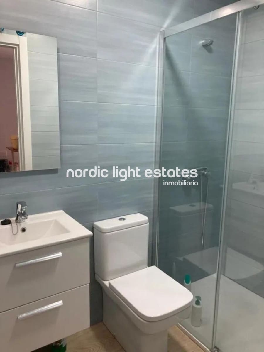 2 soverom Leilighet til salgs i Torrox-Costa med svømmebasseng - € 230 000 (Ref: 9753713)