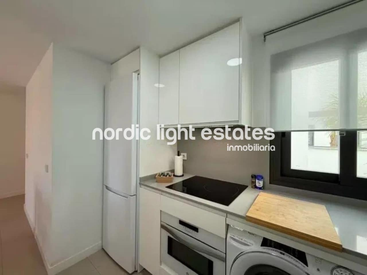 Ático de 2 habitaciones en Almayate en venta con piscina garaje - 380.000 € (Ref: 9761325)